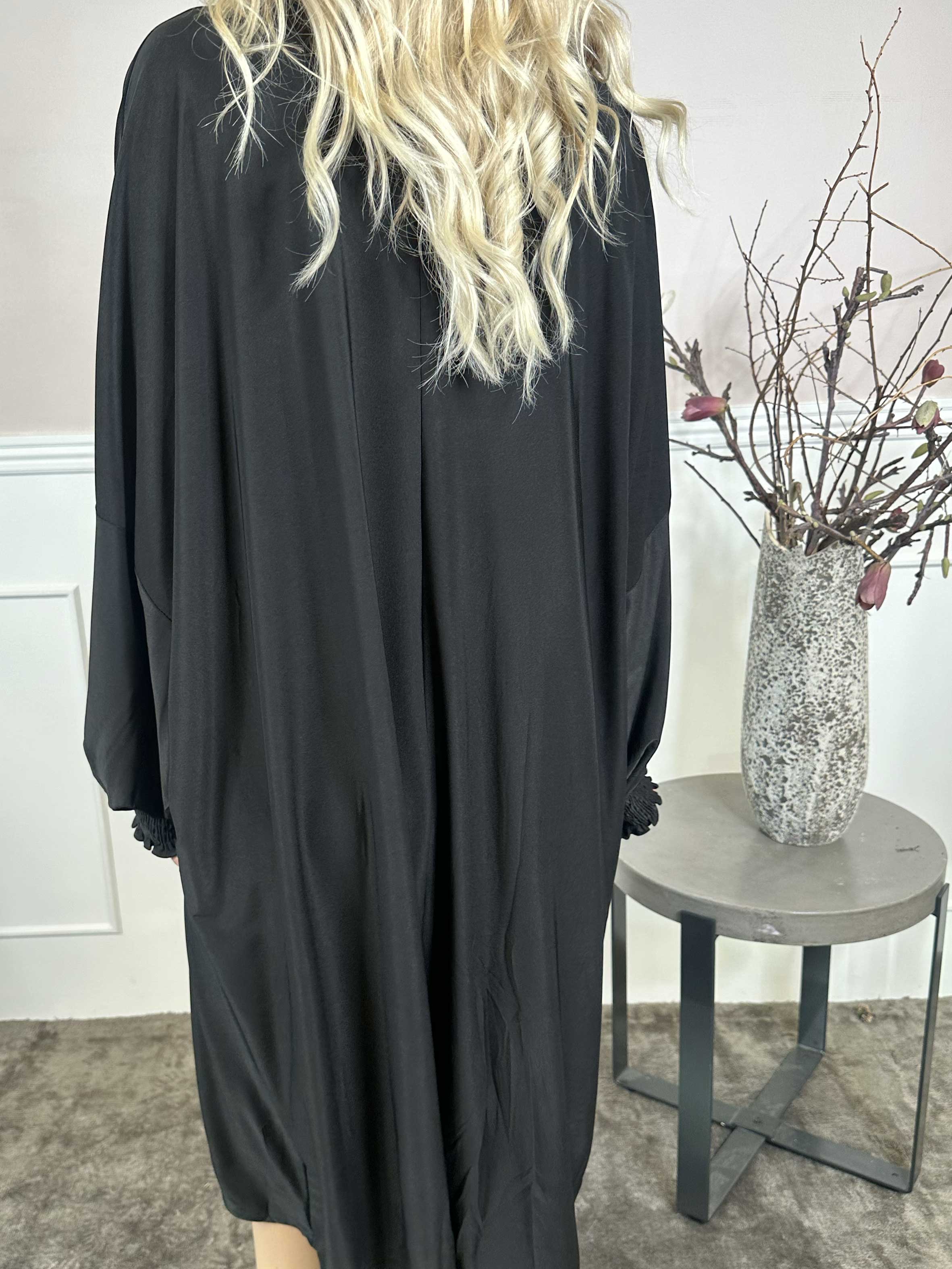 Azmina Plain L/S - Tunikaklänning i lös passform med resår